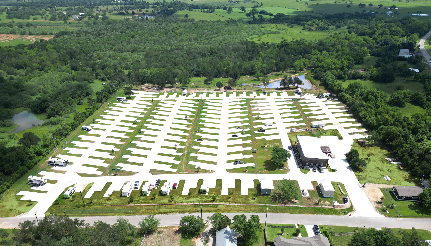 Spacious RV park with concrete lots and roads